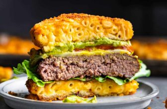 Mac and Cheese Burger Buns