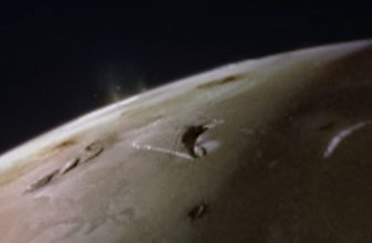 NASA’s Juno Probe Spies Plumes Above Jupiter Moon’s Lava Lakes