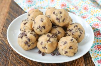 Chocolate Chip Cookie Dough Bites