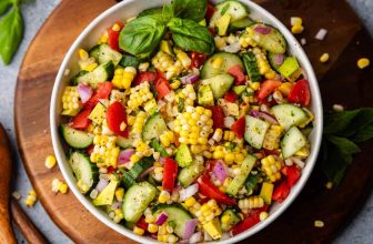Summer time Recent Corn Salad