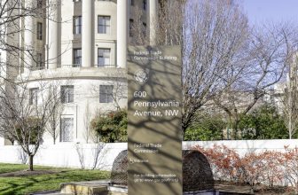 Texas courtroom blocks the FTC’s ban on noncompete agreements