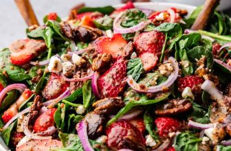 Strawberry Spinach Salad – The Keep At Residence Chef