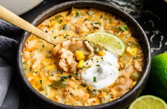 Straightforward White Hen Chili