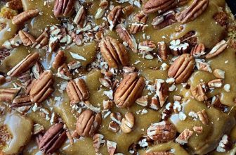 CARAMEL PECAN CORNBREAD PUDDING – The Southern Woman Cooks
